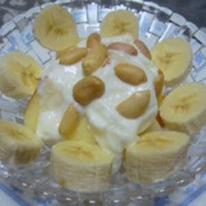 ダイエット♡朝食バナナ林檎ダブルピーナツヨーグルト